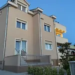 In With Terrace, Air Conditioning, Wifi, Washing Machine 4534-3 Lejlighed *