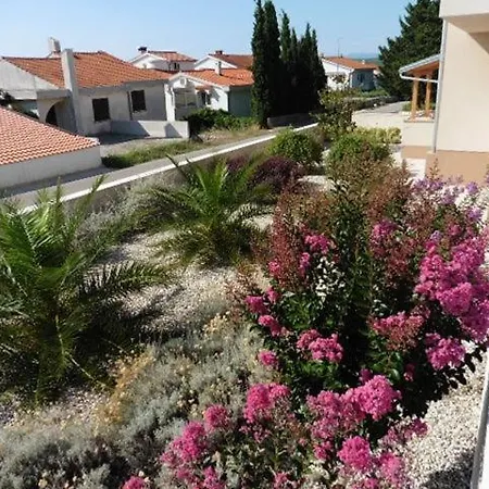 In With Terrace, Air Conditioning, Wifi, Washing Machine 4534-3 Punat