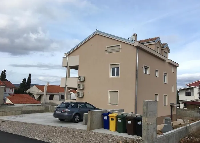 In With Terrace, Air Conditioning, Wifi, Washing Machine 4534-3 * Punat