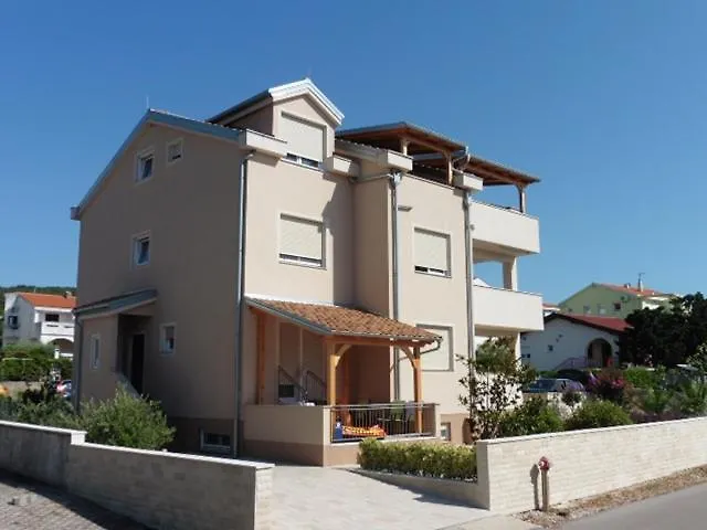 Appartement In With Terrace, Air Conditioning, Wifi, Washing Machine 4534-3 Punat