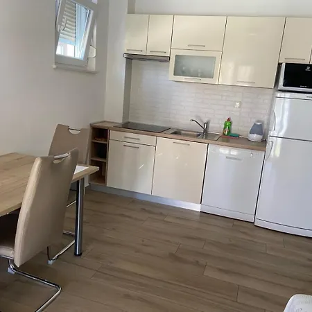 In With Terrace, Air Conditioning, Wifi, Washing Machine 4534-3 *