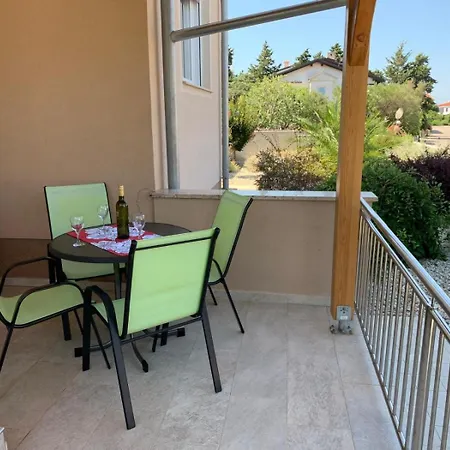 In With Terrace, Air Conditioning, Wifi, Washing Machine 4534-3 Appartement *