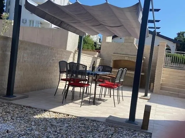 Διαμέρισμα In With Terrace, Air Conditioning, Wifi, Washing Machine 4534-3 *